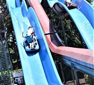 Schlauchboot Wasserrutsche 