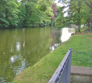 Heute Schlossteich, früher Wallgraben