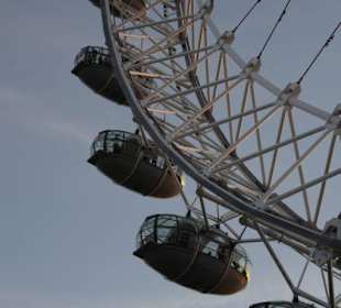 London Eye im Gegenlicht