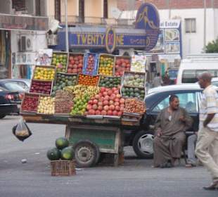 Obst am Straßenrand in der Sheraton Road