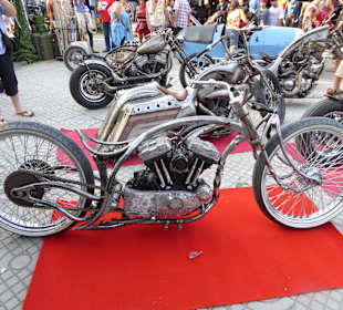 Originell umgebaute Gefährte