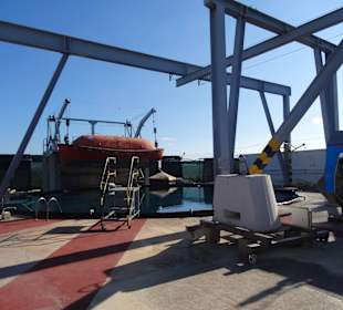 Hubschrauberevakuierung nach Absturz ins Wasser