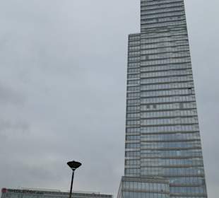 Der Kölnturm im Mediapark