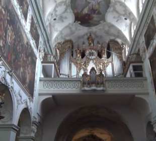 Erzabteikirche St. Peter