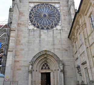 Das Portal der Abteikirche des Kloster Ebrach