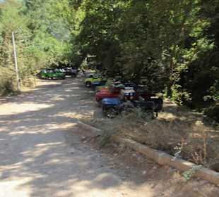 Fahrt zu Punkt 3, Wasserfall