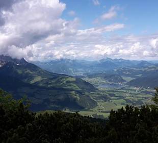 Blick vom Berg auf Walchsee