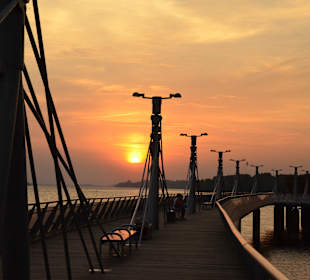 Zachód słońca na molo