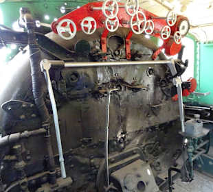 Auf dem Führerstand der Dampflok