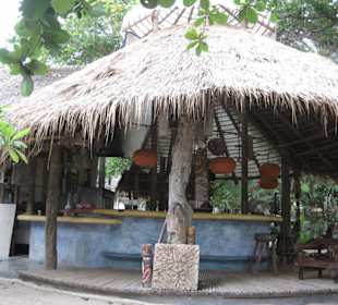 Bar des Same, Same But Different