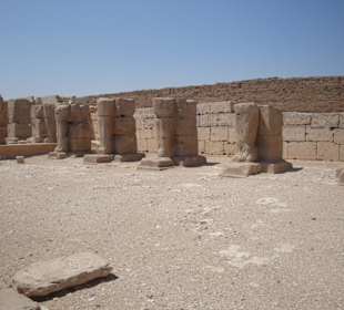 Tempel Ramses II Tempelbezirk Abydos