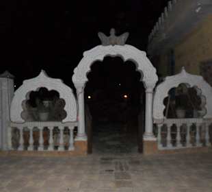 Eingang des Little Prince Coffee Shop