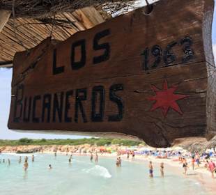 Cala Binibequer, Beach-Bar