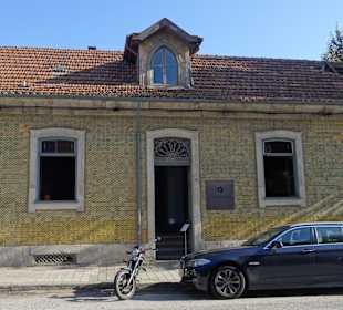 Cafeina-von außen unscheinbar!