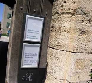 Infos am Schlosseingang