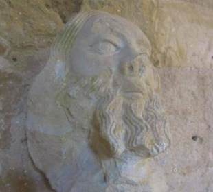 Detail des Kreuzgangs: Figur