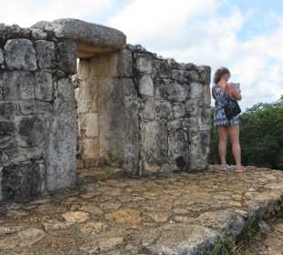 Ein Spaziergang auf dem Ruinen Gelände