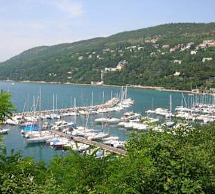 Il borgo di Grignano visto dal castello