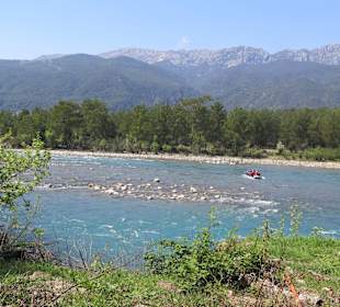 Flussabschnitt / Rafting