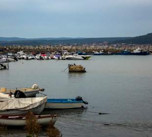 Blick ber den Hafen von Byala