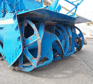 Schneeräumung am Großglockner