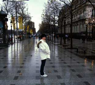 Champs Elysees: Im Regen, aber trotzdem schön