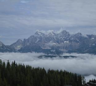 Über den Wolken ( Dachstein )