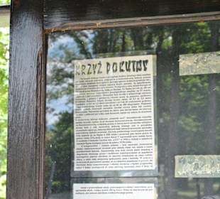 Pałac Królewski - Krzyż pokutny.