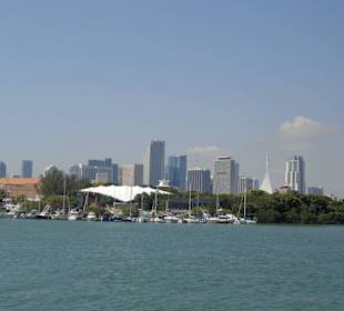 Blick auf den Yacht Hafen
