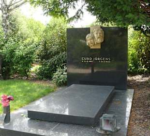 Curd Jürgens Grab