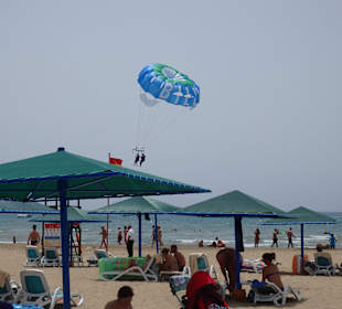 Parasailing 