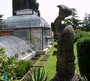 La serra dietro alla villa