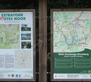 Hinweistafel am Roten Moor mit Wandervorschlägen