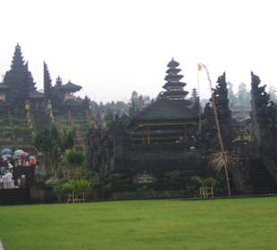 Muttertempel