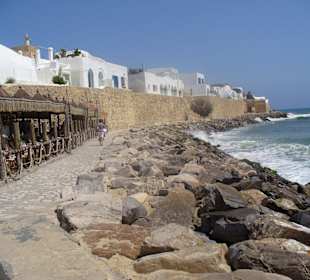 Stara medina przy brzegu morza