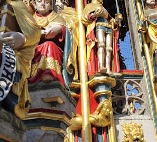 Detailansicht des Schönen Brunnens