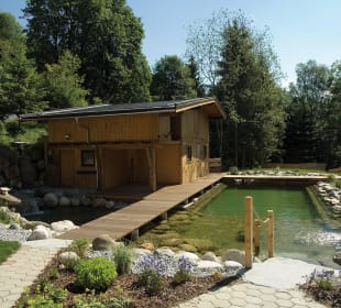 "Hotel Teich mit Gartenh..." Gartenhotel Daxer (Zell am See