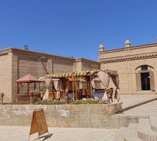 Bir Gumbaz Restaurant