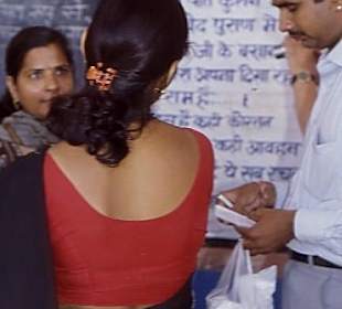 Hanumant als Übersetzer ins Deutsche