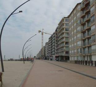 Strandpromenade De Panne