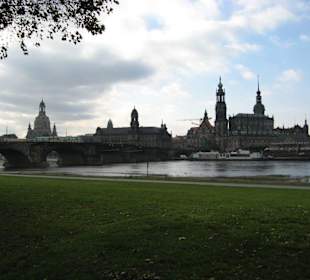 Stadtansicht Dresden vom Hotelgarten aus