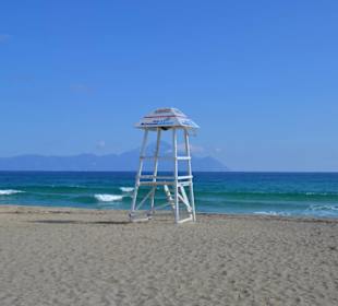 Sarti Strand mit Berg Athos