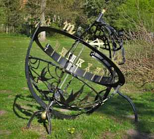 Sonnenuhr im Kurpark Lüneburg