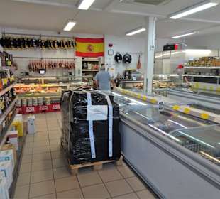 Im spanischen Spezialitätengeschäft Los Amigos