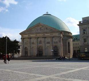 St. Hedwigs Kathedrale am Bebelplatz