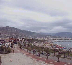 Blick auf den Hafen  von Alanya
