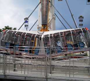Der Luna-Park bei Tag und Nacht
