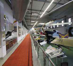 Blick in die erste Halle