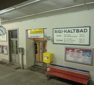 Bahnhof auf dem Weg nach oben