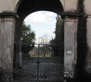 Eingang Wagenrennbahn, verschlossen